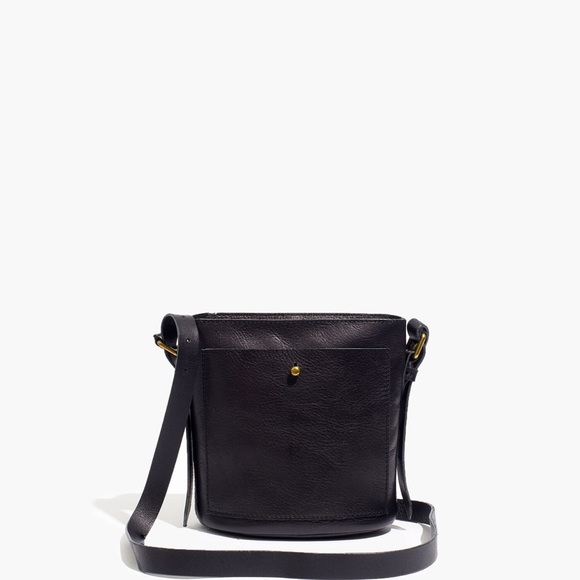 Madewell Handbags - Madewell The Small Transport Bucket Bag
